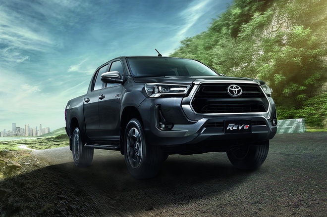 Toyota Hilux 2021: Giá xe, thông số và khuyến mãi trong tháng 12/2020