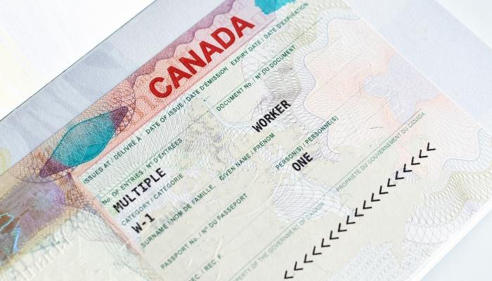 Xin Visa Định Cư Canada Có Khó Không?